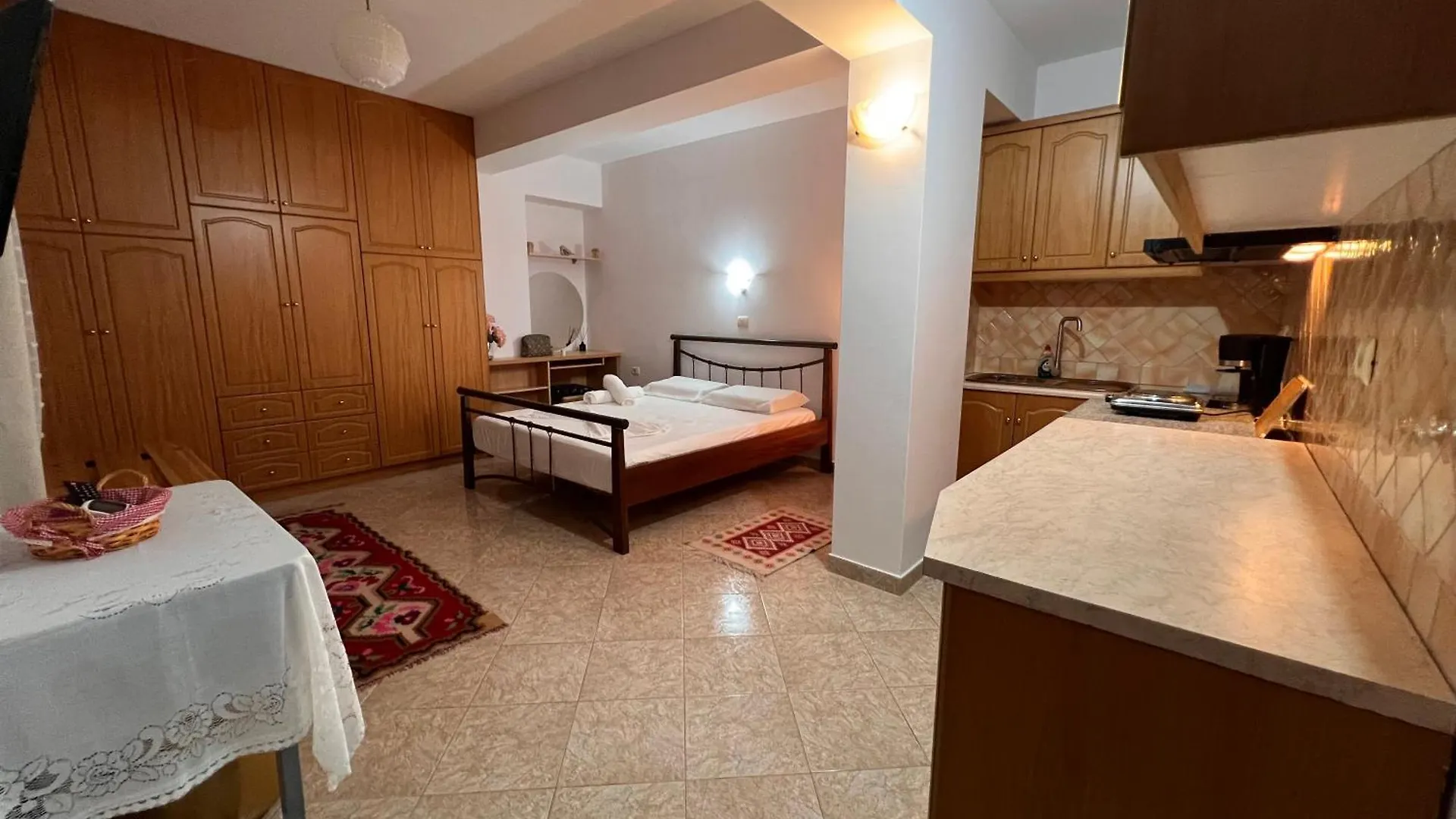 Apartment Erjon Studio Sarande